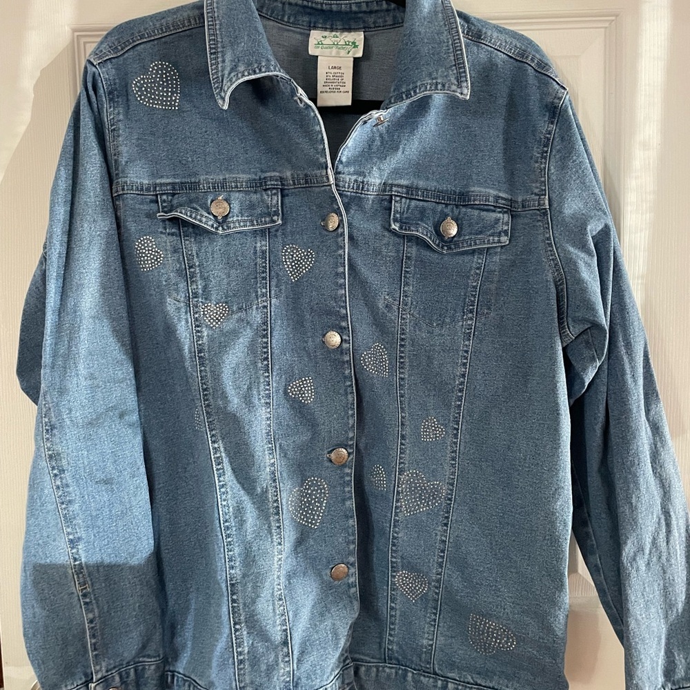 Quacker Factory Vintage Light Blue Denim Jacket with Rhinestone Hearts